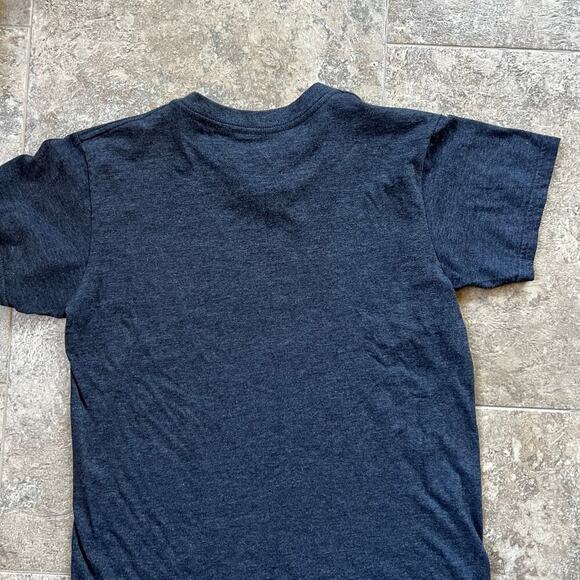 SAVVY, T-shirt charcoal short sleeve V-neck GENERAL MOTORS, LLC, women's size S - Picture 4 of 4